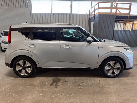 Kia e-Soul 6 of 30