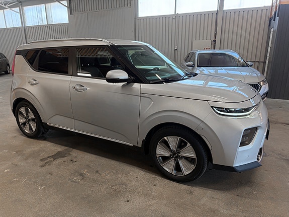 Kia e-Soul 5 of 30