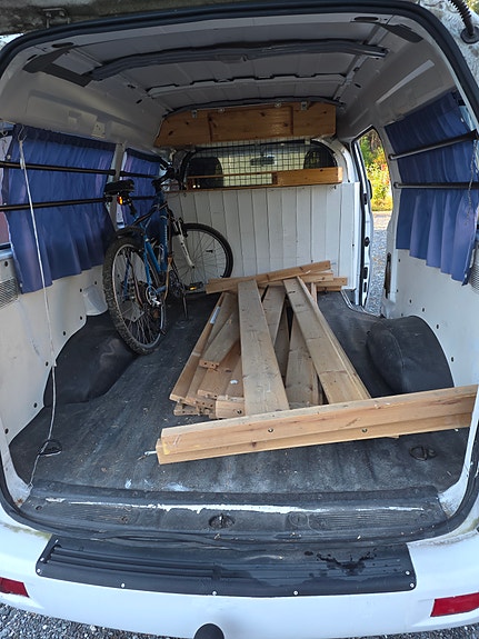 Hyundai H-1 6 of 6