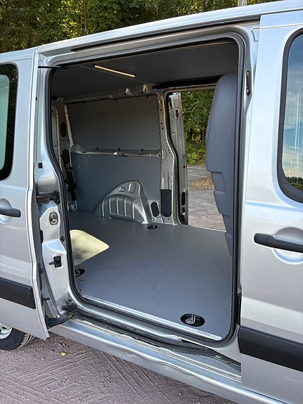 Peugeot Expert 23 of 30