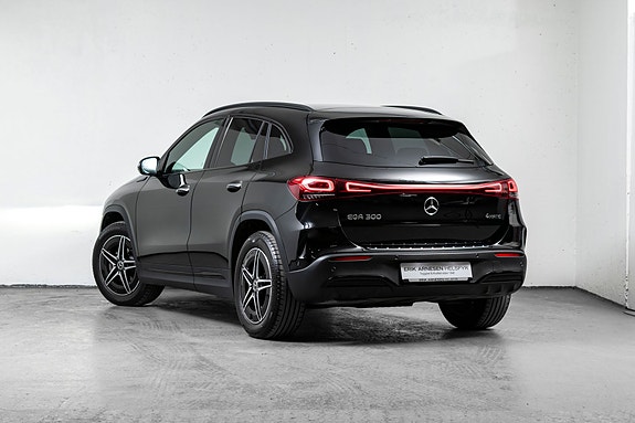 Mercedes-Benz EQA300 2 of 22
