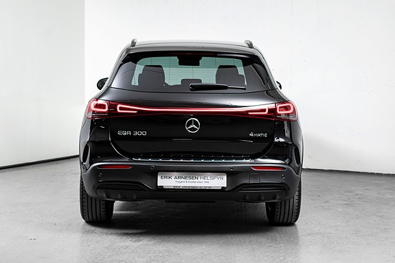 Mercedes-Benz EQA300 5 of 22