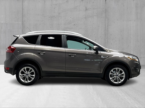 Ford Kuga 3 of 21
