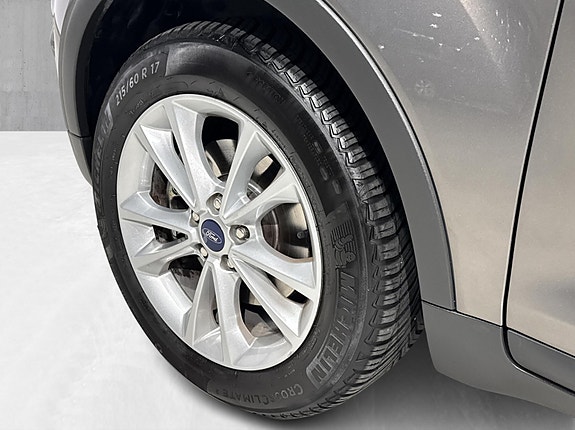 Ford Kuga 8 of 21