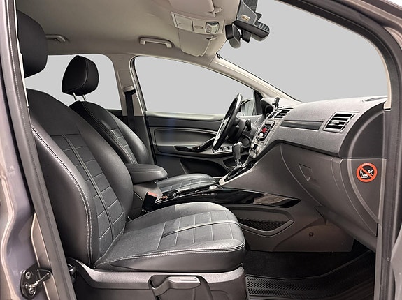 Ford Kuga 13 of 21