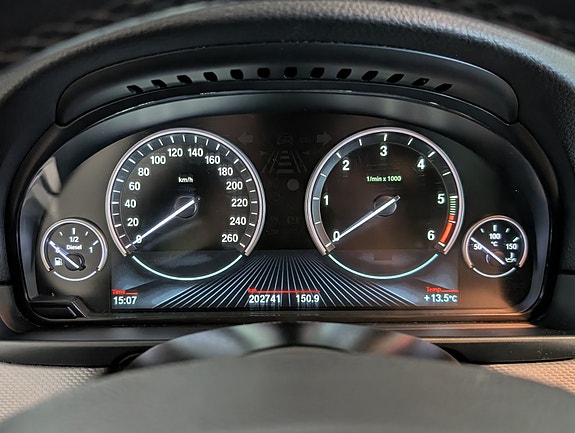 BMW 520d 14 of 24