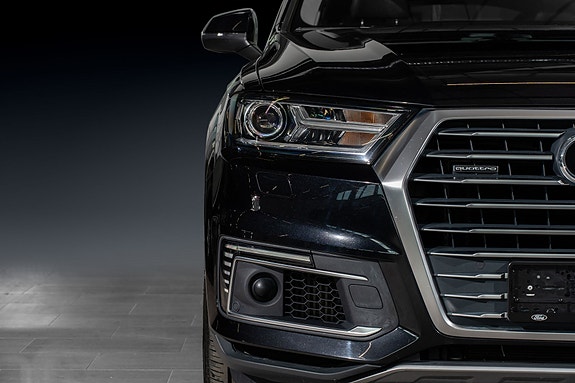 Audi Q7 4 of 30