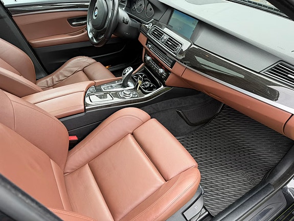 BMW 520d 5 of 17