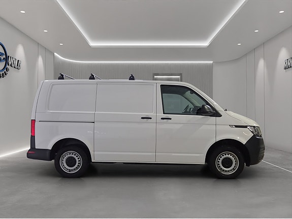 Volkswagen Transporter 7 of 27