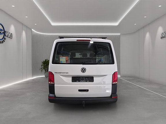 Volkswagen Transporter 8 of 27