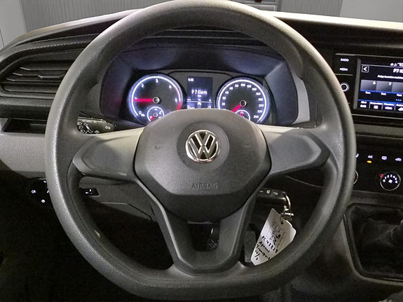 Volkswagen Transporter 19 of 27