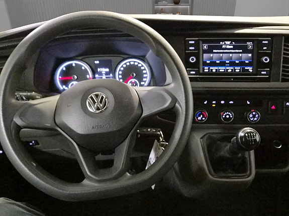 Volkswagen Transporter 18 of 27