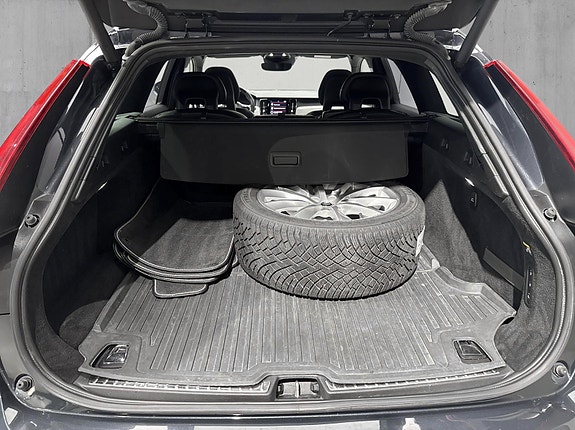 Volvo V90 10 of 30