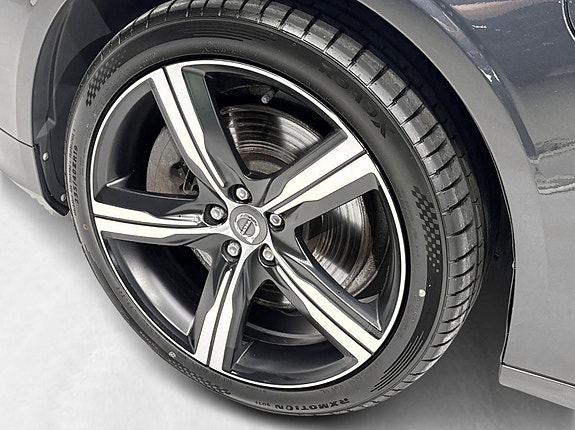 Volvo V90 8 of 30