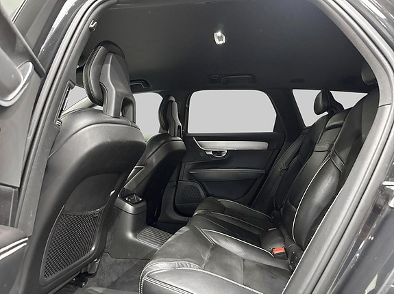 Volvo V90 16 of 30