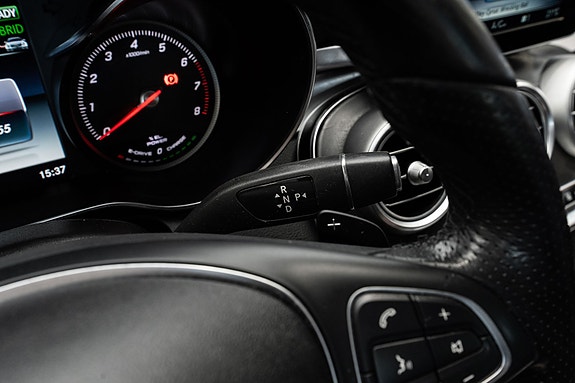 Mercedes-Benz C350 15 of 30