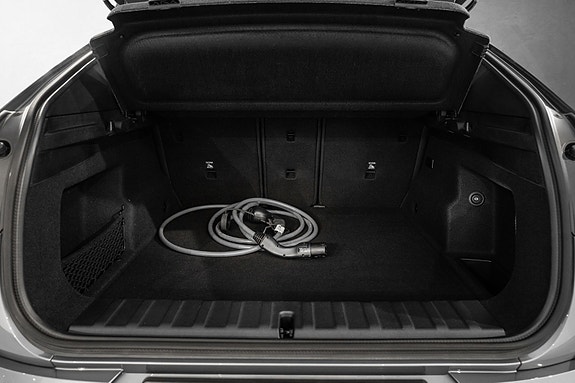 BMW iX2 25 of 30