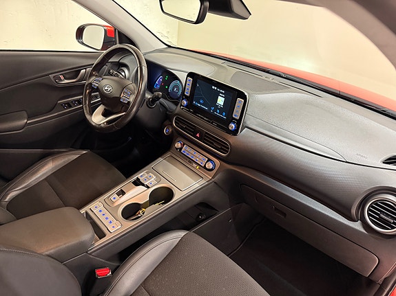 Hyundai Kona 22 of 30