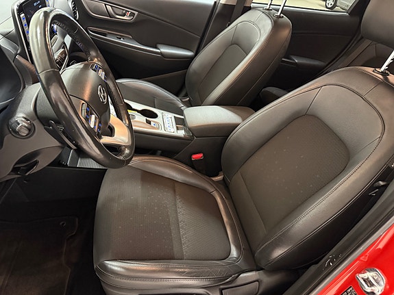 Hyundai Kona 28 of 30