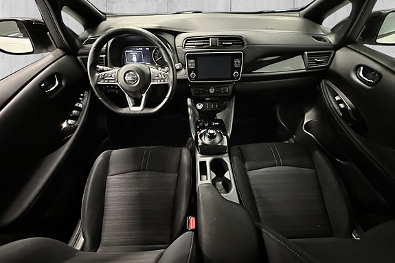 Nissan Leaf 8 of 16