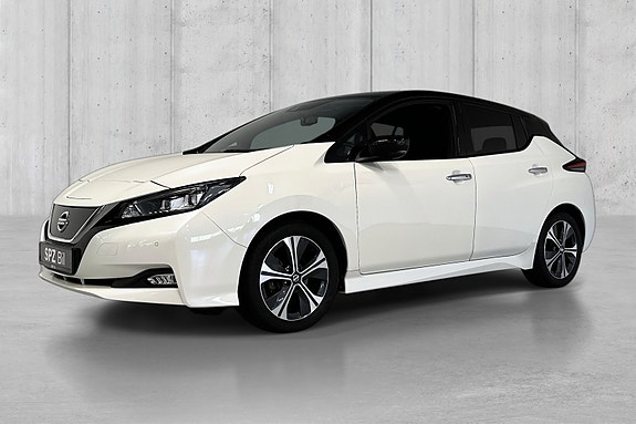 Nissan Leaf 2 of 16