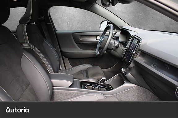 Volvo C40 17 of 30