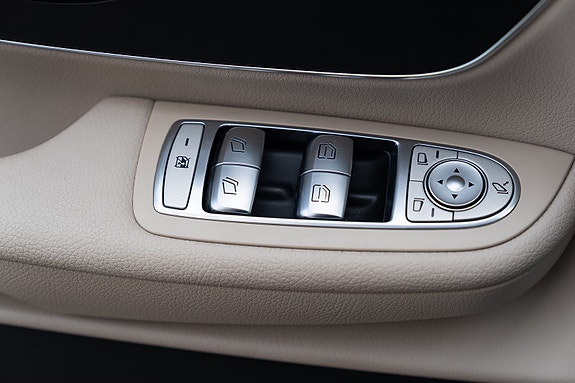 Mercedes-Benz Marco Polo 20 of 30