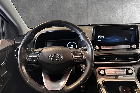 Hyundai Kona 8 of 15
