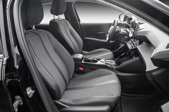 Peugeot e-208 19 of 20