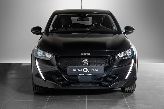 Peugeot e-208 3 of 20