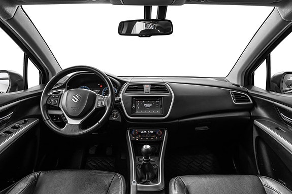 Suzuki SX4 S-Cross 14 of 24