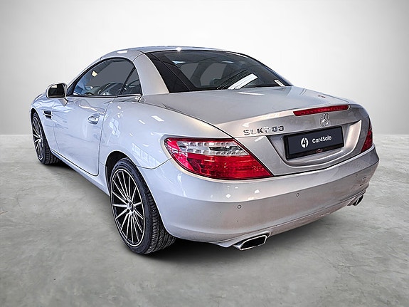 Mercedes-Benz SLK200 5 of 25
