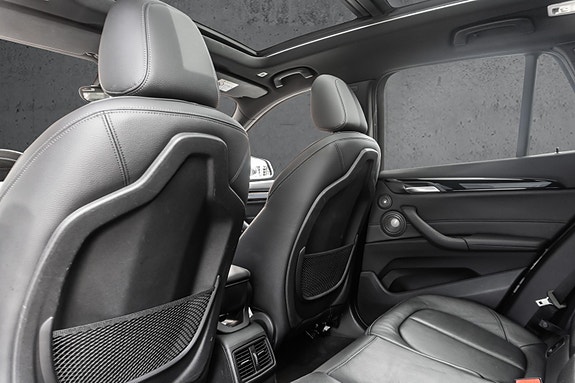 BMW X1 23 of 30