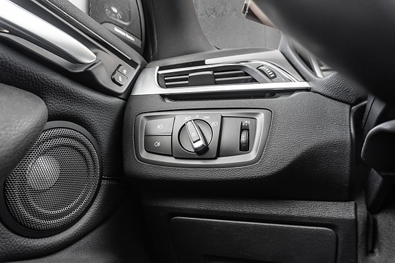 BMW X1 30 of 30