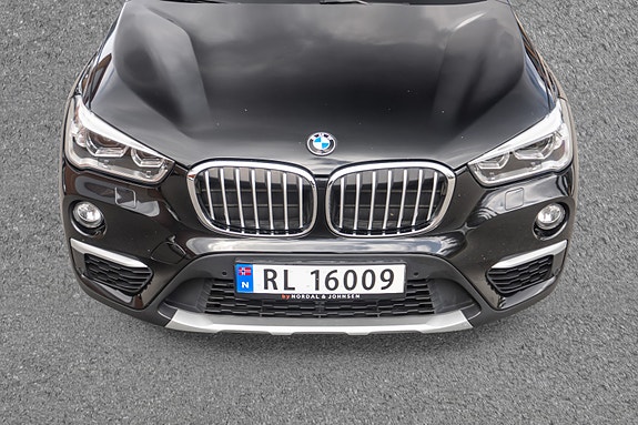 BMW X1 3 of 30