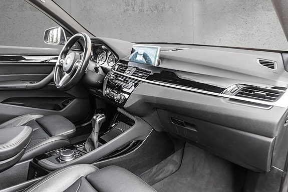 BMW X1 20 of 30