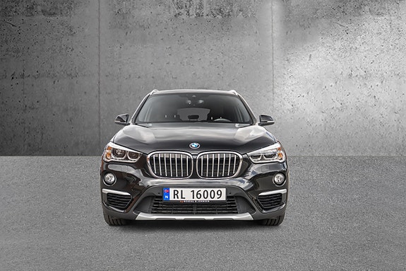 BMW X1 2 of 30