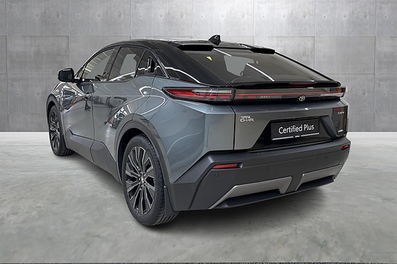 Toyota C-HR+ 3 of 25