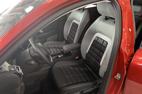 Citroen E-C4 8 of 26