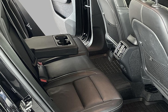 Volvo XC40 18 of 23