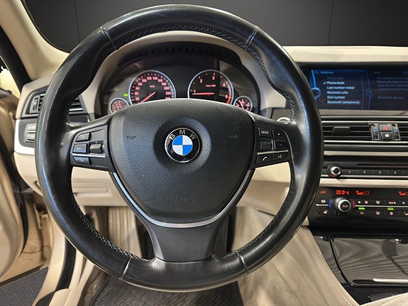 BMW 520d 25 of 29