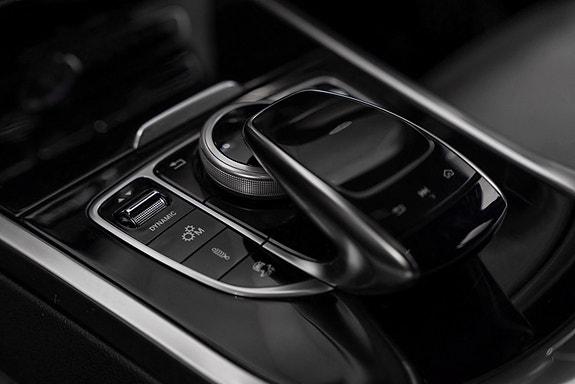 Mercedes-Benz G63 18 of 30