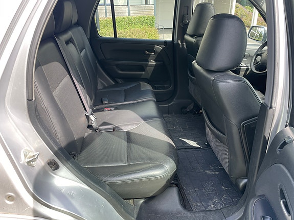 Honda CR-V 15 of 20