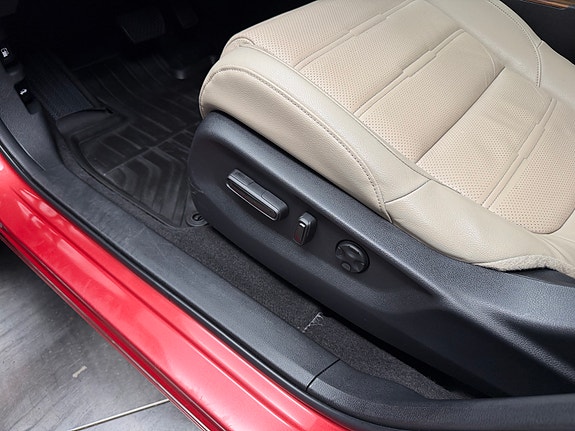 Honda CR-V 13 of 30