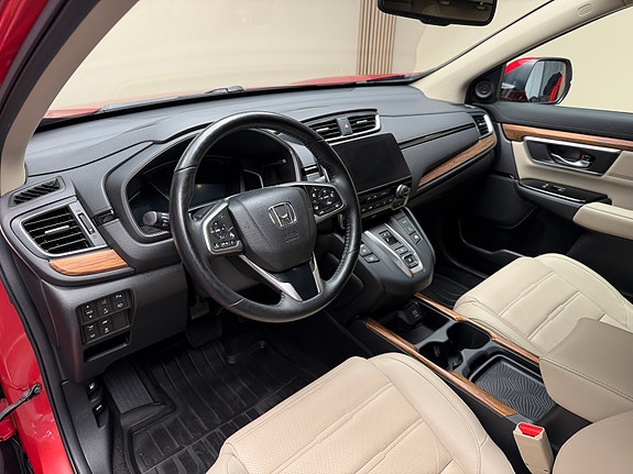 Honda CR-V 15 of 30