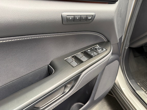 Lexus NX450h 11 of 30