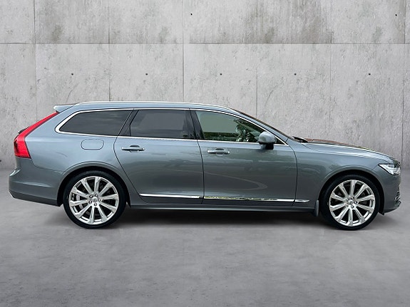 Volvo V90 6 of 30