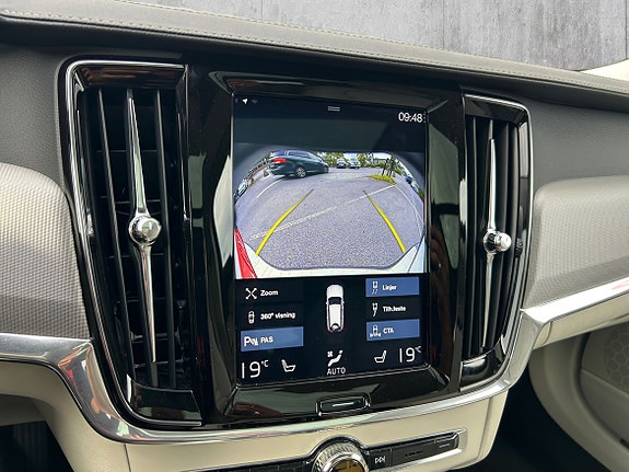 Volvo V90 28 of 30