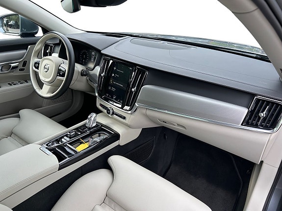 Volvo V90 19 of 30
