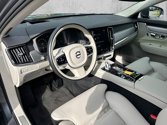 Volvo V90 12 of 30